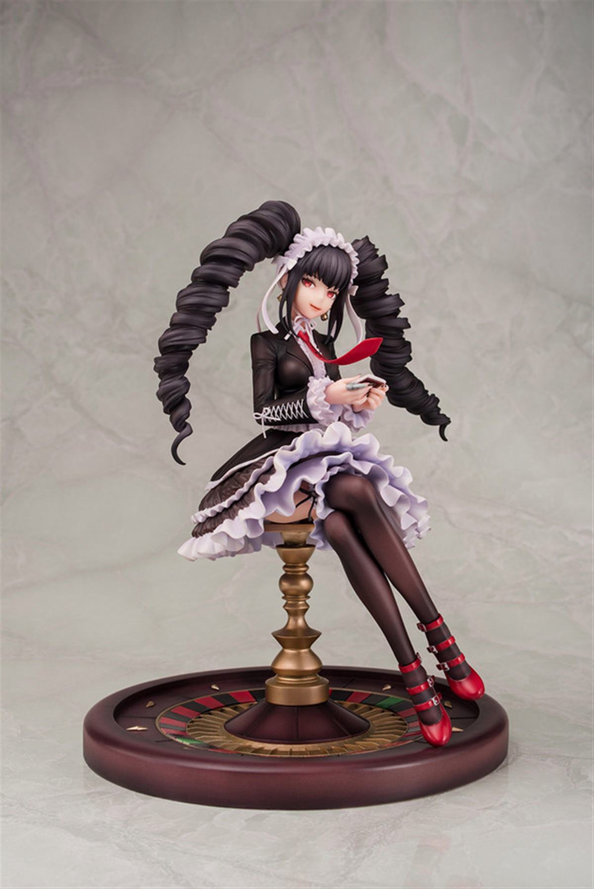 photo of Celestia Ludenberck