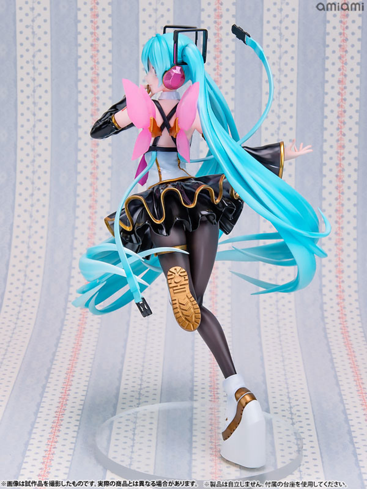 Hatsune Miku  Pony Canyon by duncecap