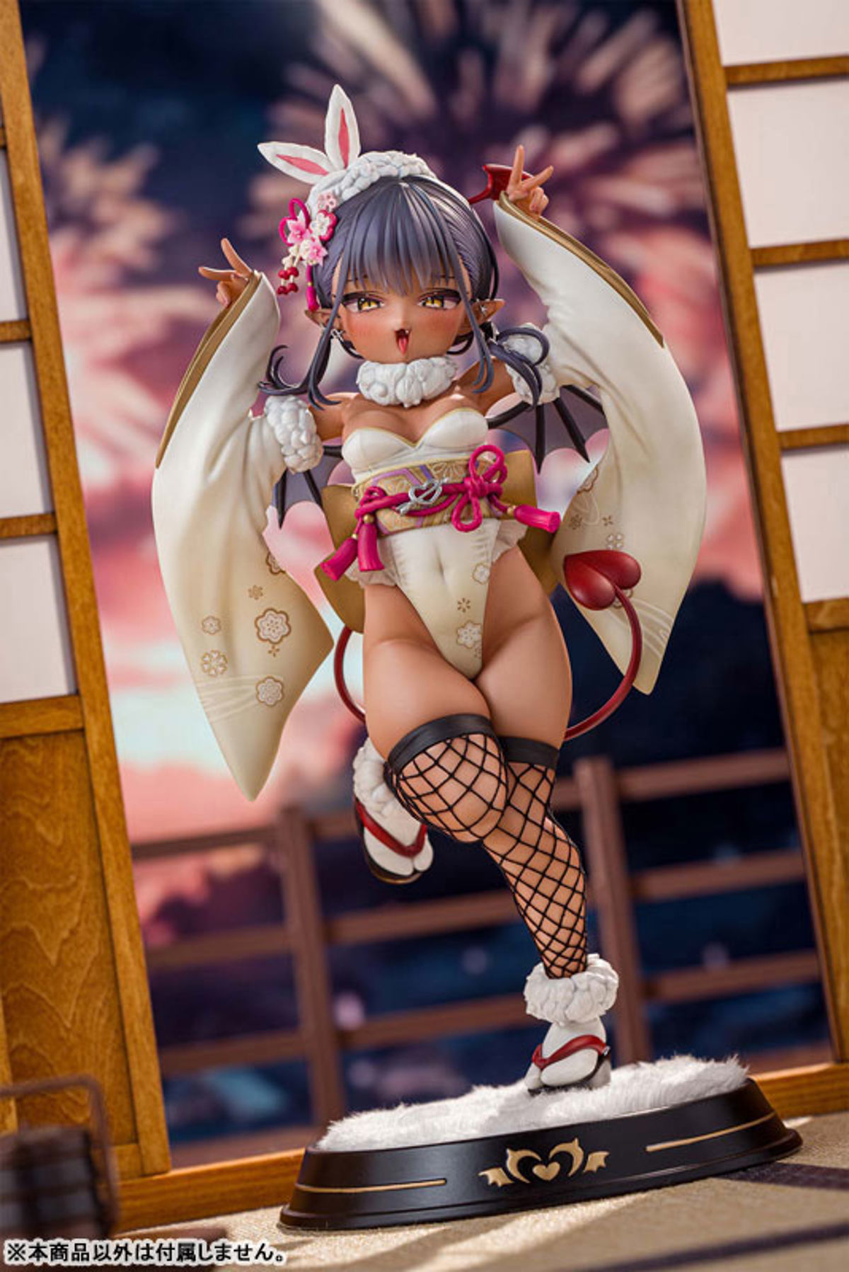 Tanned Succubus-chan (Kiwi Toys) by duncecap