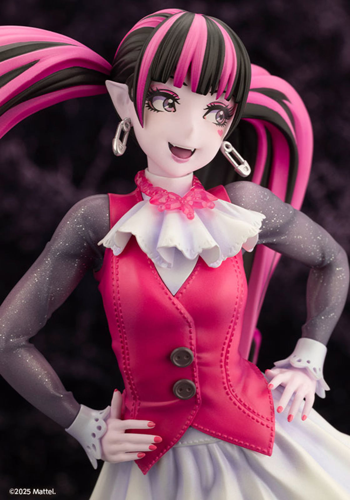 Draculaura (Kotobukiya) by duncecap