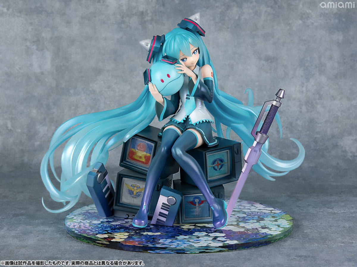Hatsune Miku (MegaHouse) by duncecap