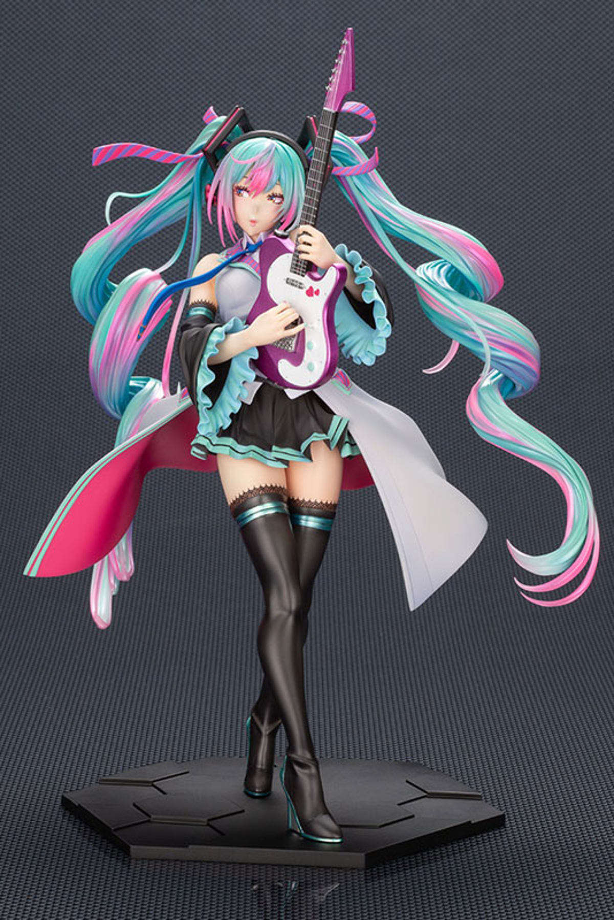 photo of Hatsune Miku (Kotobukiya)