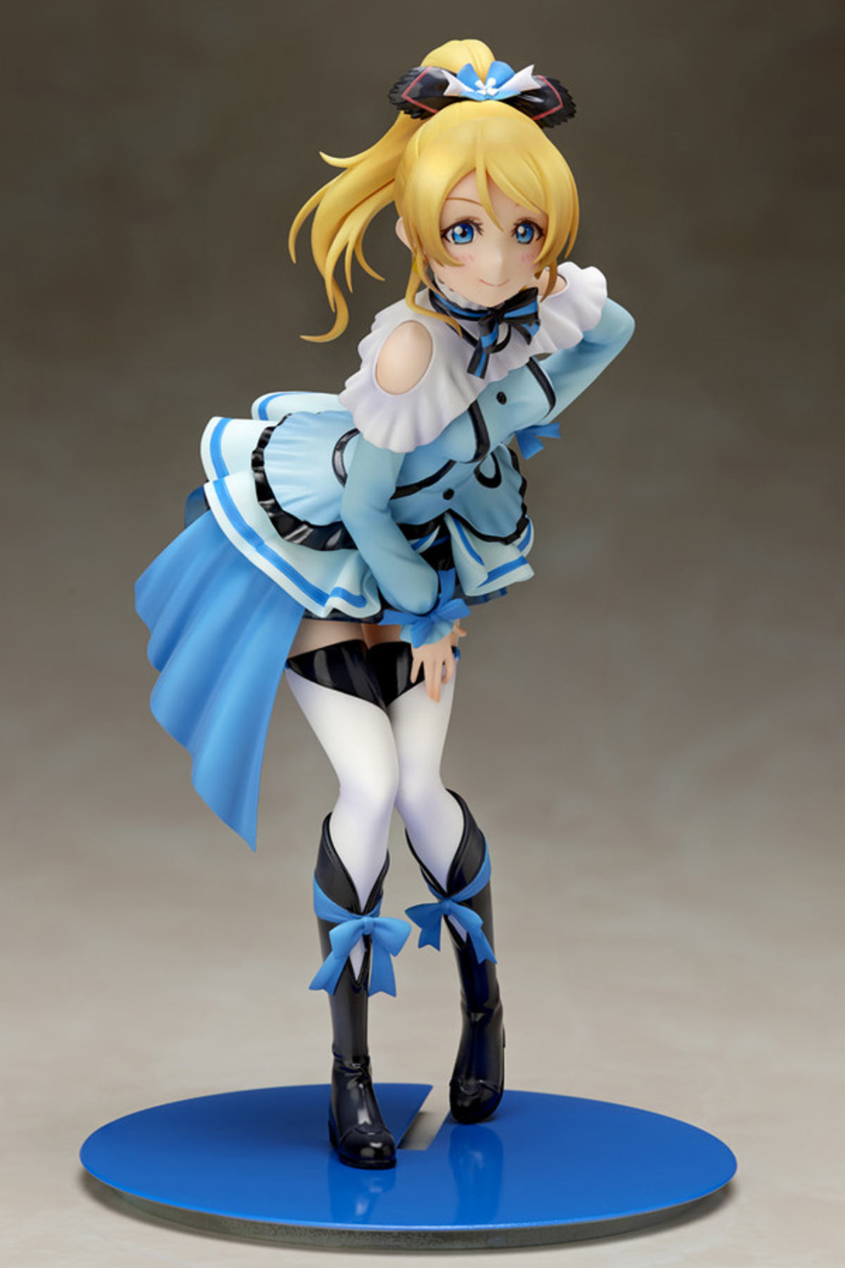 photo of Ayase Eli  Stronger